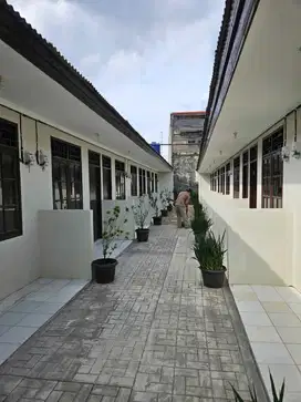 Di JUAL SANGAT MURAH kontrakan bangunan baru renovasi  ful isi