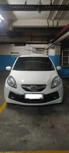 2014 Honda brio e at