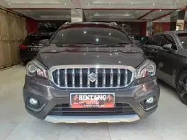 KM 14RB!! SX4 S-CROSS AT 2022 GREY / MODEL THN 2023 (BINTANG MOTOR)