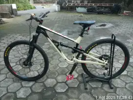 Polygon Siskiu D7 size M