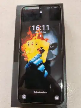 Samsung z flip 4 512gb adaMinus