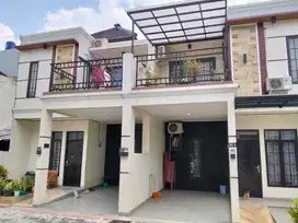 Rumah cantik gaya Bali dekat Tol & Stasiun LRT Cibubur