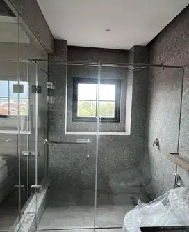 BOX SHOWER KACA