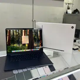 macbook air M3 15 inch 8/256 ibox