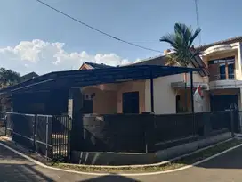 Rumah Hoek di Antapani Nyaman & Aman