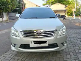 Toyota Kijang Innova 2.0 G at 2012