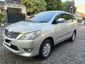 Toyota Kijang Innova 2.0 G at 2012