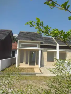 DIJUAL CEPAT RUMAH MINIMALIS DI PERUM CASA DE VENEZIA BEKASI TIMUR