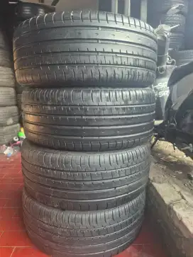 Ban copotan acclera phi 245/40 R20 90% 2023/2022..4pcs