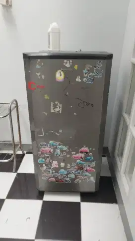 Kulkas 1 pintu panasonic
