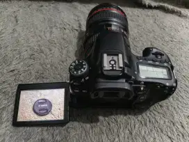 Canon 70D body only, bonus gimbal stabilizer