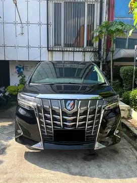 TOYOTA ALPHARD TH 2021 HITAM - ISTIMEWA