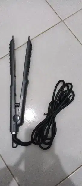 Catokan merek amara (jual murah gue habis putusan)