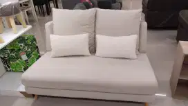 Sofa minimalis elegan