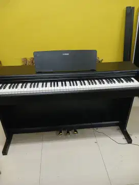 Digital piano yamaha arius ydp 144