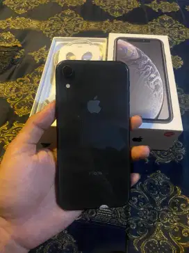 iPhone xr 64gb inter
