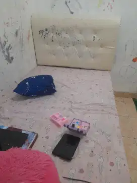 Tempat tidur 120 x 200 tanpa kasur