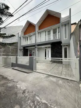 Rumah Baru Sisa 1 Unit di Merjosari Sigura2 Barat Dinoyo Sumbersari