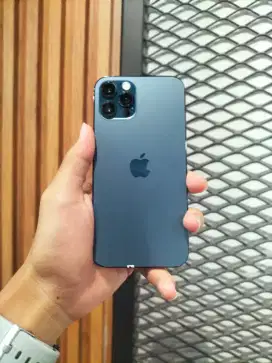 iPhone 12 pro 128
