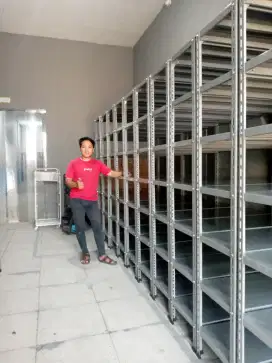 Rak siku besi serbaguna