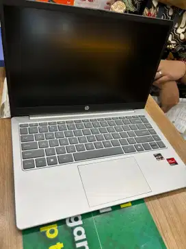 Laptop hp 14-em0320AU