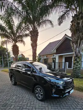 Innova Reborn 2021 G Diesel Matic Low KM