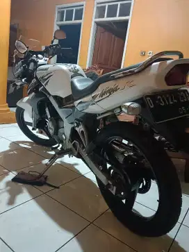 kawasaki ninja r 2013