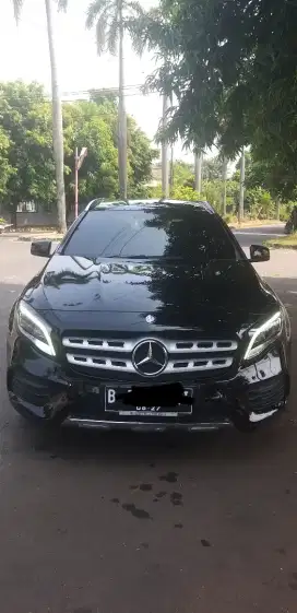 Mercedes Benz GLA 200 SPORT