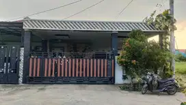 Dijual Rumah dalam Komplek Johor