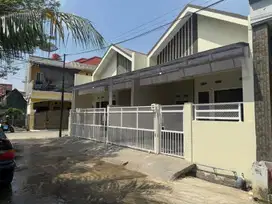 Rumah 15 Mnt ke Summarecon Mall Bekasi SHM Dibantu KPR J-33229