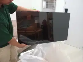 Samsung 43 Inch 4K Crystal UHD