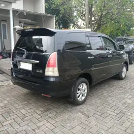 Toyota Kijang Innova 2009 Bensin