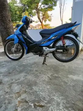 Smash Titan tangan pertama ss lengkap