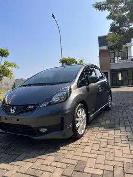 Honda Jazz GE8 RS AT