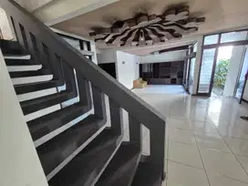 Rumah Nyaman Strategis Siap Pakai di Turangga Bandung