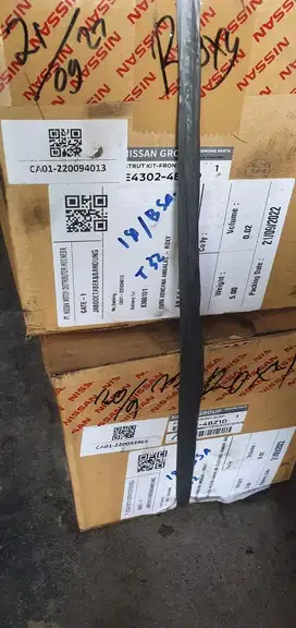 Shockabsorber Nissan XTrail T32, Eks Personal used, Original