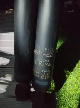 Shock breaker Ayla 2015 ori
