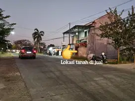 Lahan area bisnis baratnya pasar balong panggang gresik