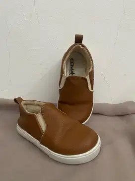 Sepatu coklat anak uk 23