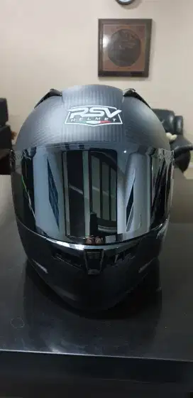 Helm RSV FF500 Full Carbon Doff