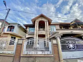 DIJUAL RUMAH MEWAH DI CITRA WISATA DENGAN KOLAM RENANG