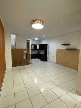 Rumah Minimalis Terawat di Istana Regency Sudirman Cijerah
