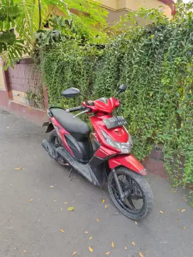 Bissmillah dijual motor Honda beat karbu 2011