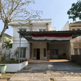 Disewakan rumah 4 + 1 kamar full furnished Pasadena AEON Mall Deltamas
