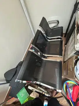 Informa Kursi Tunggu 3 Seater