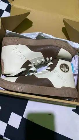 Dijual sepatu aerostreetXluwak white coffee