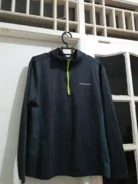 Baju training import untuk olahraga