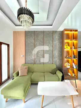 Custom Interior Ruang Tamu Living Room Backdrop Sekat Partisi