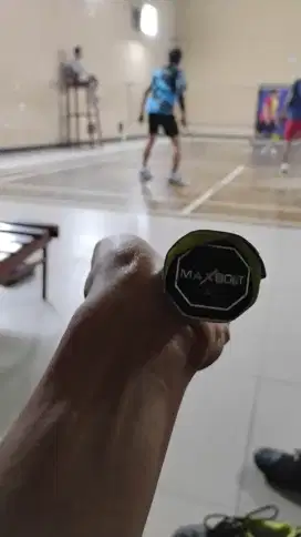 Raket Badminton Maxbolt Black