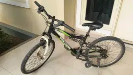 Polygon Rapid ukuran 24 istimewa